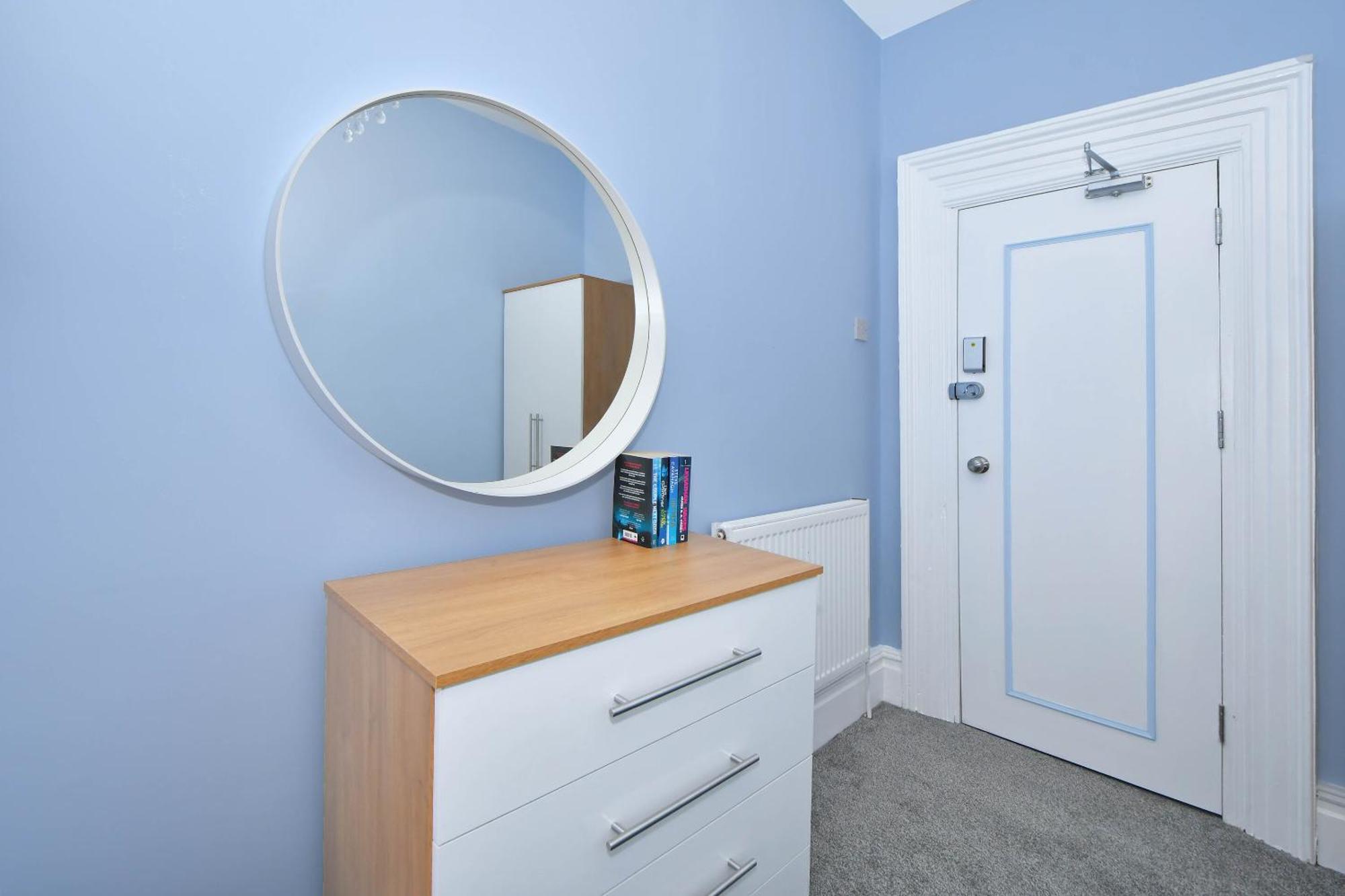 One Battison - Affordable Rooms, Suites & Studios In Stoke On Trent Szoba fotó